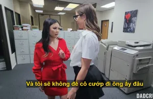 Cô gái da đen tuổi teen quan hệ tình dục một cách ngẫu nhiên và không thể ngừng xuất tinh