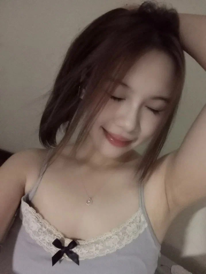 Chuyển nhà về quê, vợ yêu "say nắng" bác hàng xóm