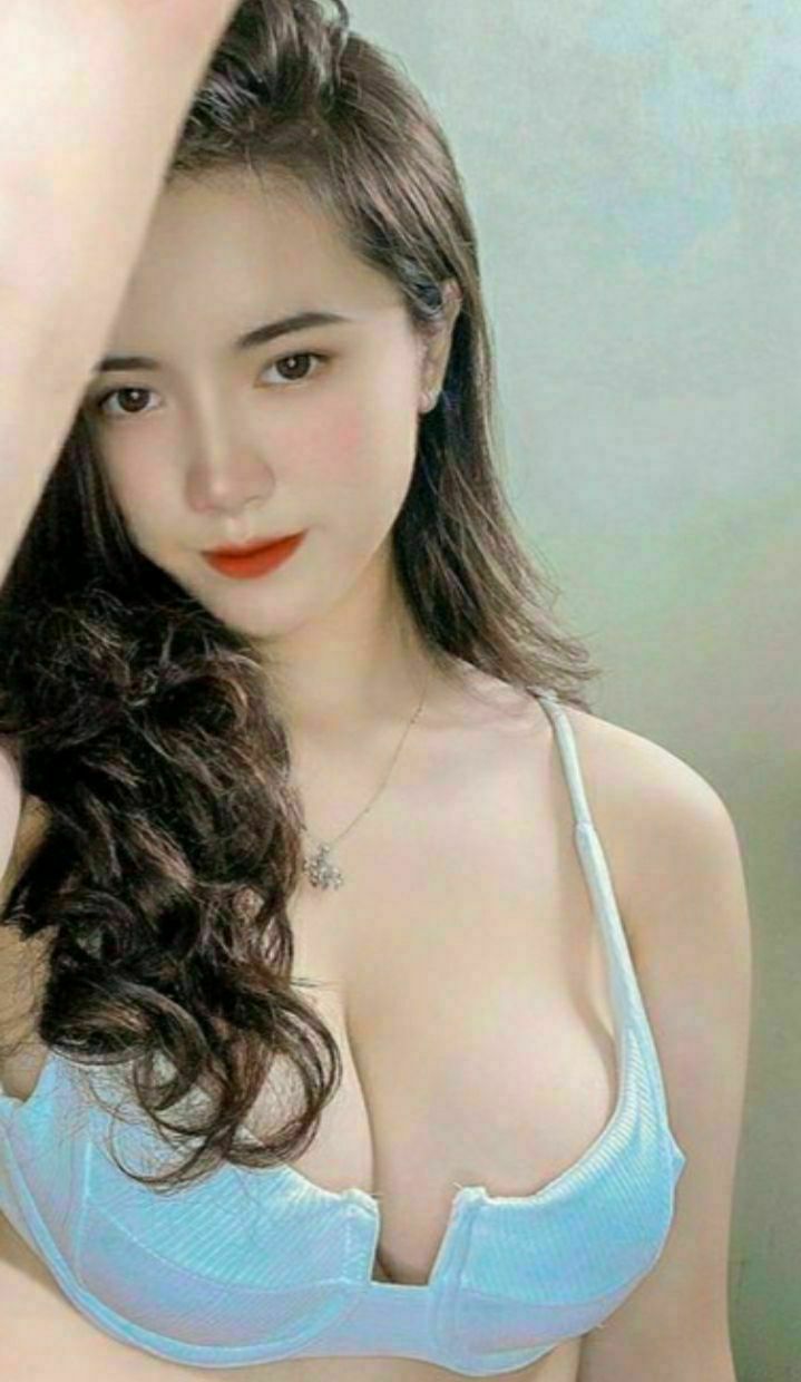 Đối thoại gợi cảm, xuất tinh